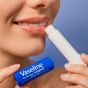 Vaseline Lip Therapy das Original, Pflegender Lippenbalsam, Lippenstift mit Vitamin E und Vaselinegel (24 x 4.8g)